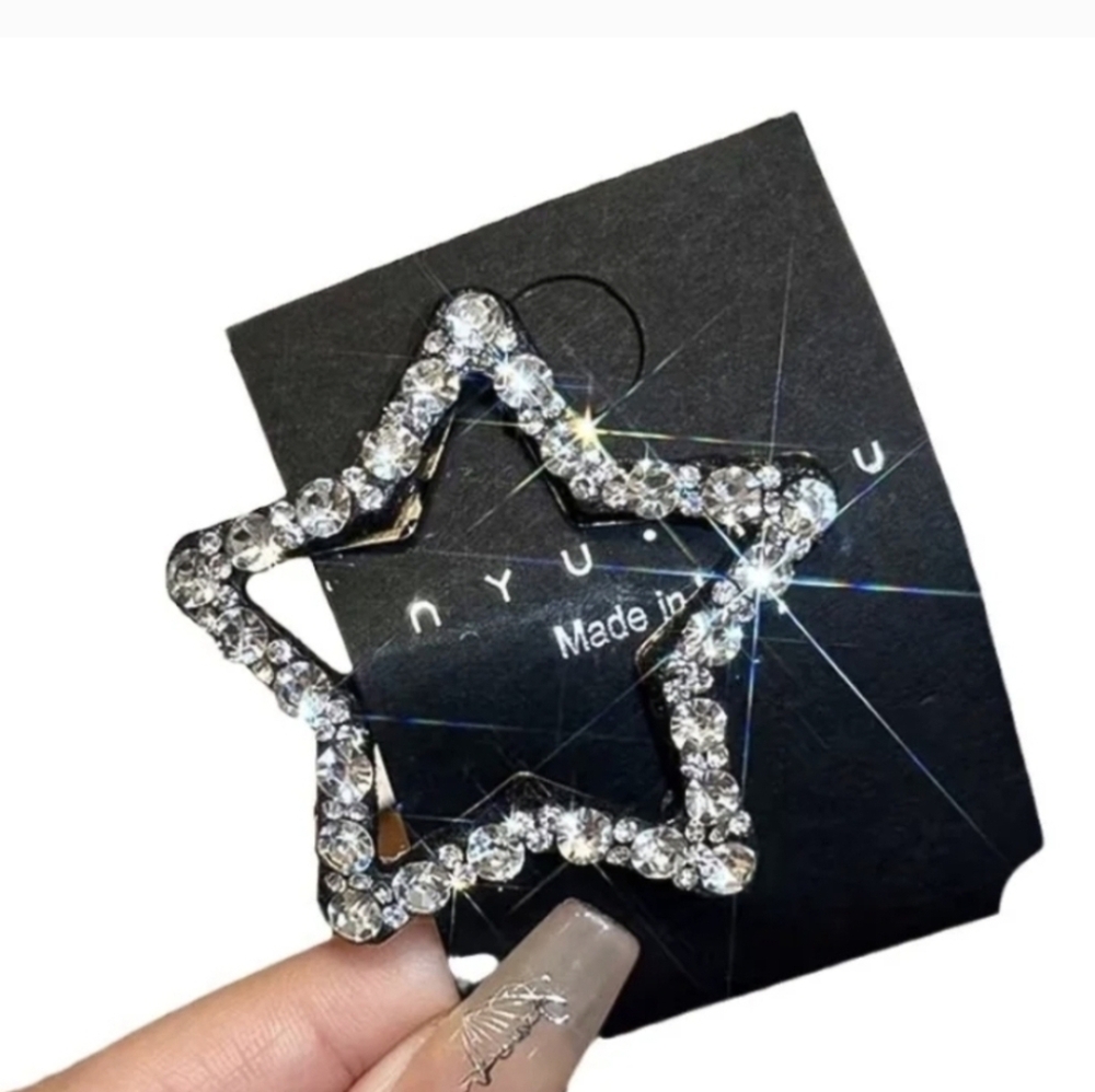 Sparkling Star Hair Clip With Rhinestones